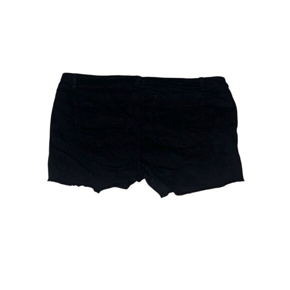 Torrid Women’s Plus Black Denim Cut-Off Distressed Jean Shorts size 16 - Picture 2 of 7